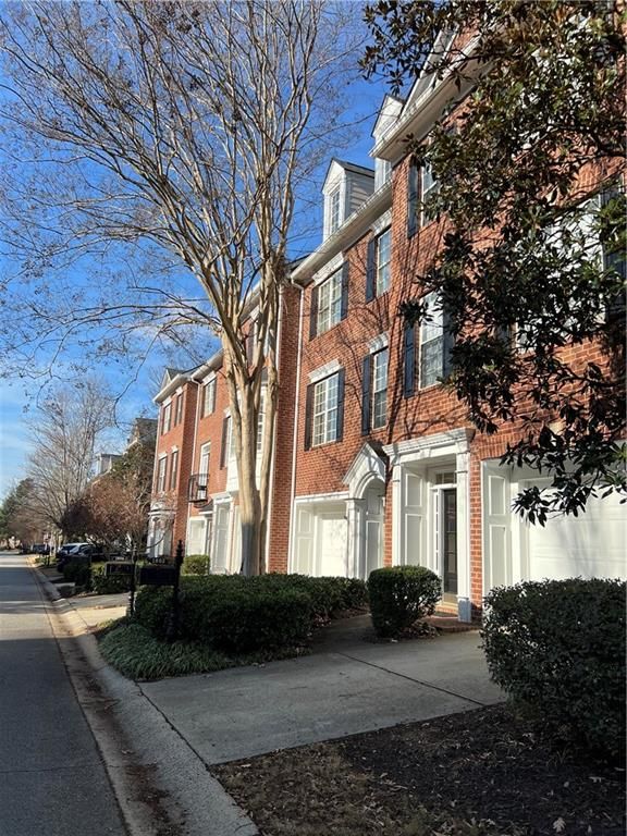 1806 Waters Edge Trail, Roswell, GA 30075