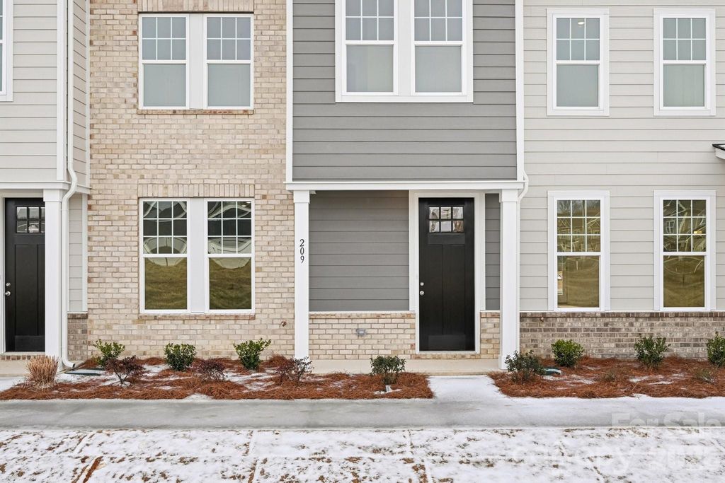 207 Vanguard Lane 16, Cramerton, NC 28032