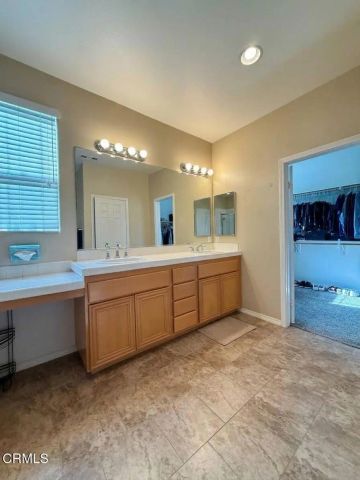 388 Village Commons Boulevard, Camarillo, CA 93012