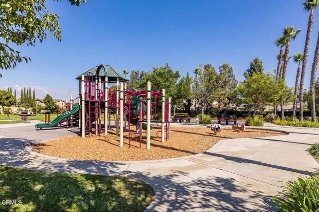 388 Village Commons Boulevard, Camarillo, CA 93012