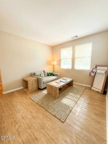 388 Village Commons Boulevard, Camarillo, CA 93012