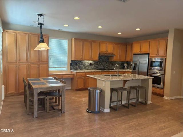 388 Village Commons Boulevard, Camarillo, CA 93012