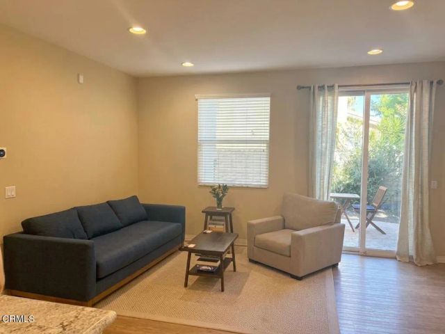 388 Village Commons Boulevard, Camarillo, CA 93012