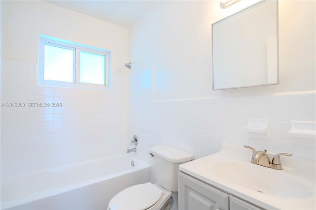 6650 Miller Dr 20, South Miami, FL 33155