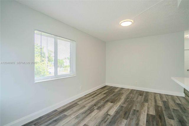 6650 Miller Dr 20, South Miami, FL 33155