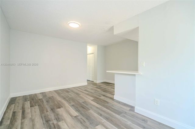 6650 Miller Dr 20, South Miami, FL 33155