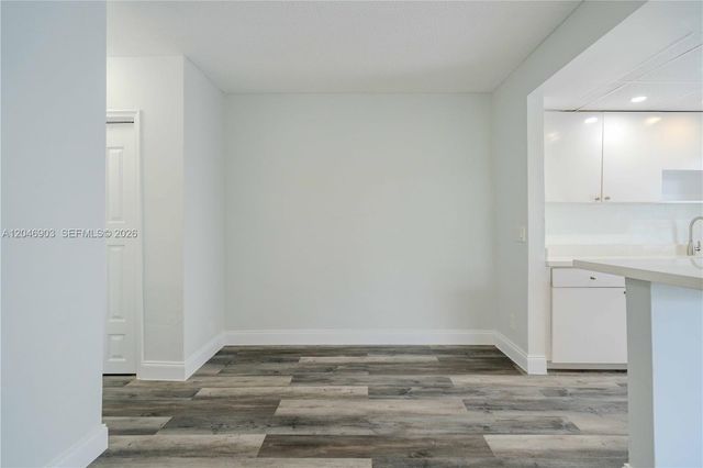 6650 Miller Dr 20, South Miami, FL 33155