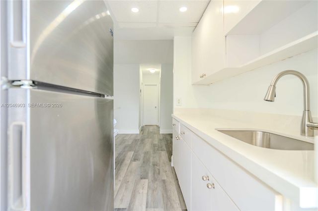 6650 Miller Dr 20, South Miami, FL 33155