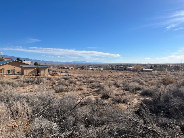 5708 Rio Arriba Road NE, Rio Rancho, NM 87144