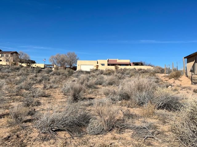 5708 Rio Arriba Road NE, Rio Rancho, NM 87144