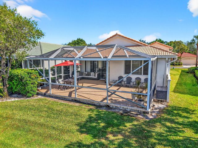 2245 Sapphire Circle, West Palm Beach, FL 33411