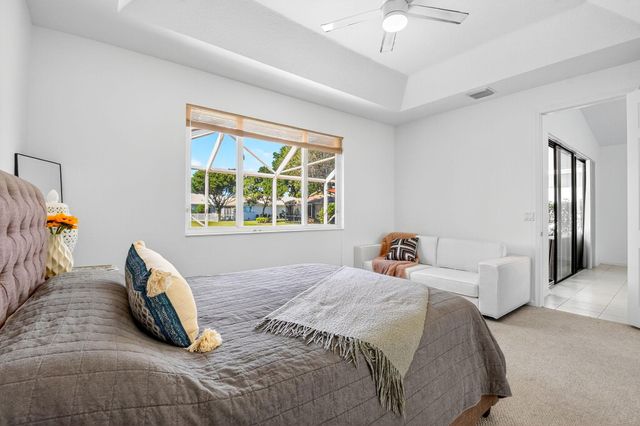 2245 Sapphire Circle, West Palm Beach, FL 33411