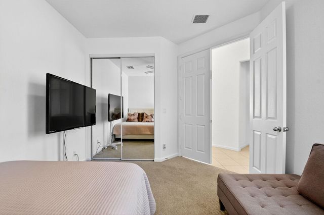 2245 Sapphire Circle, West Palm Beach, FL 33411