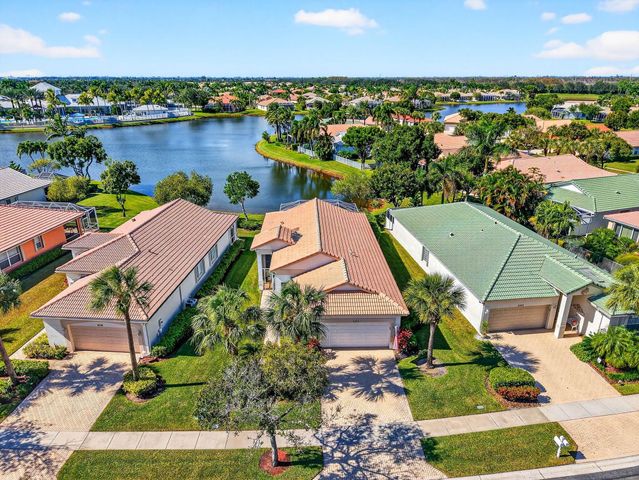 2245 Sapphire Circle, West Palm Beach, FL 33411