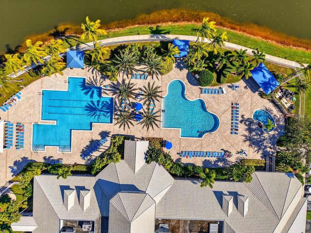 2245 Sapphire Circle, West Palm Beach, FL 33411