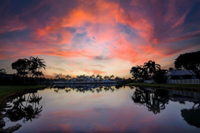 2245 Sapphire Circle, West Palm Beach, FL 33411