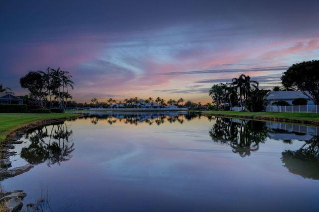 2245 Sapphire Circle, West Palm Beach, FL 33411