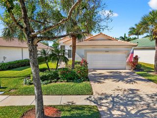 2245 Sapphire Circle, West Palm Beach, FL 33411