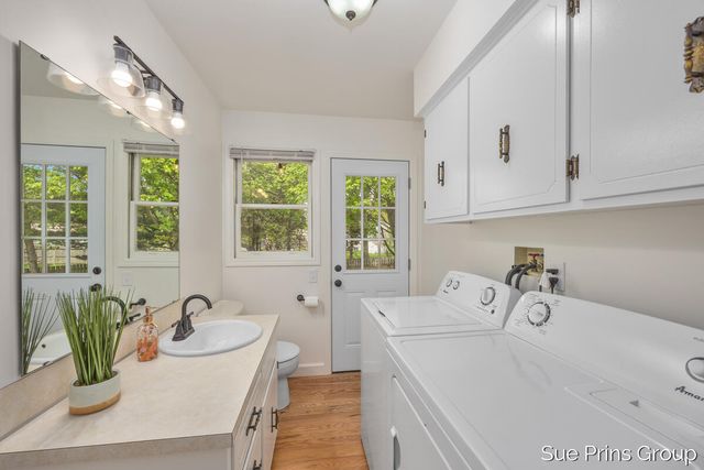 2595 Rosewood Street, Georgetown Twp, MI 49428