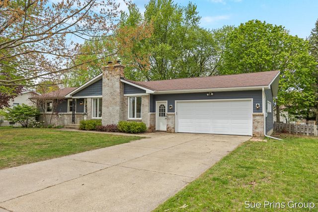 2595 Rosewood Street, Georgetown Twp, MI 49428