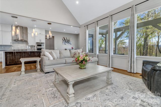 301 Rockbridge Road, Mills River, NC 28759