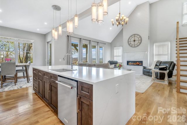 301 Rockbridge Road, Mills River, NC 28759