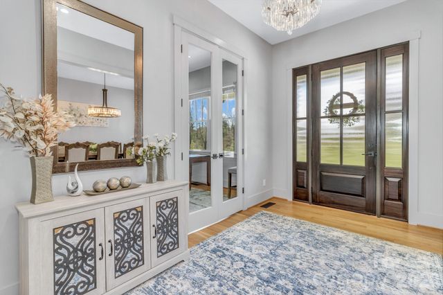 301 Rockbridge Road, Mills River, NC 28759