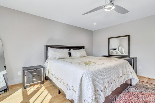 301 Rockbridge Road, Mills River, NC 28759