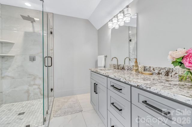 301 Rockbridge Road, Mills River, NC 28759