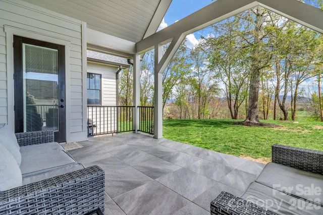 301 Rockbridge Road, Mills River, NC 28759