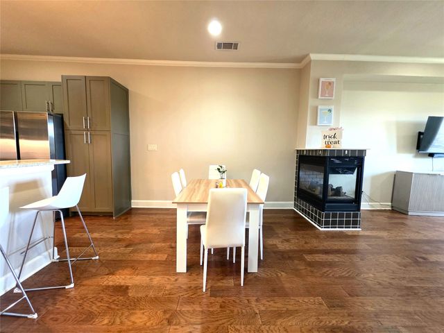 2800 Sandage Avenue 206, Fort Worth, TX 76109