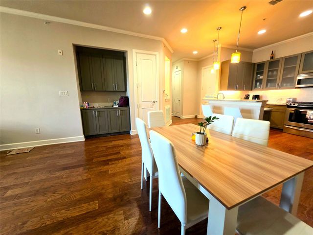 2800 Sandage Avenue 206, Fort Worth, TX 76109