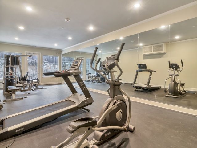 2800 Sandage Avenue 206, Fort Worth, TX 76109