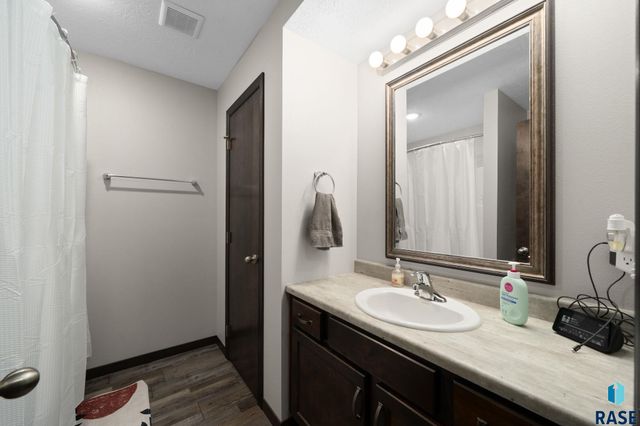 9425 W Liam St Street, Sioux Falls, SD 57106