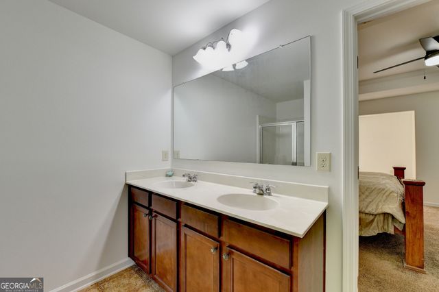 560 Collingsworth Lane, Lawrenceville, GA 30043