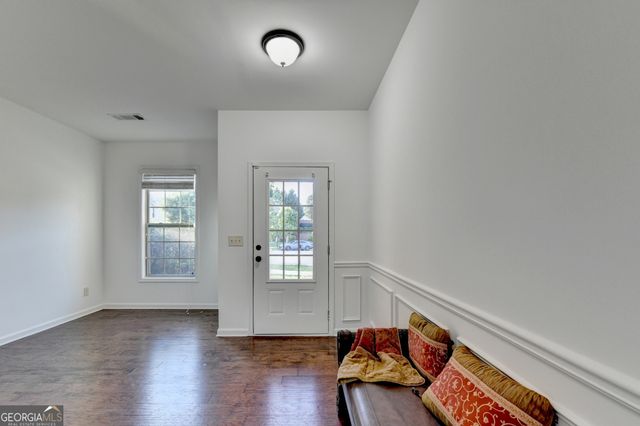 560 Collingsworth Lane, Lawrenceville, GA 30043