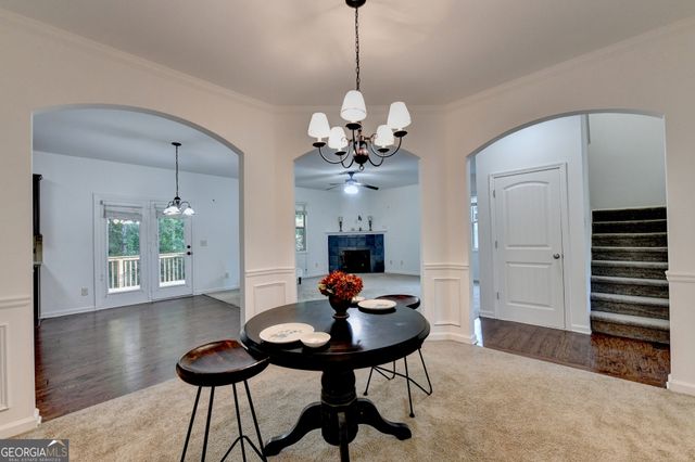 560 Collingsworth Lane, Lawrenceville, GA 30043