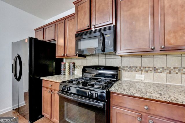 560 Collingsworth Lane, Lawrenceville, GA 30043