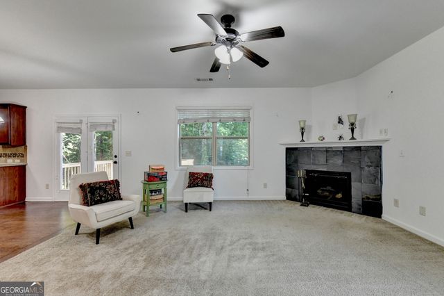 560 Collingsworth Lane, Lawrenceville, GA 30043