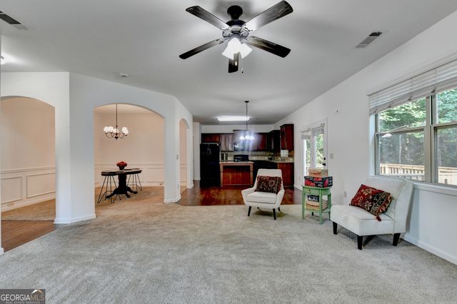 560 Collingsworth Lane, Lawrenceville, GA 30043