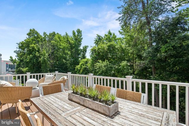 9743 GAELIC PL PL, Waldorf, MD 20601