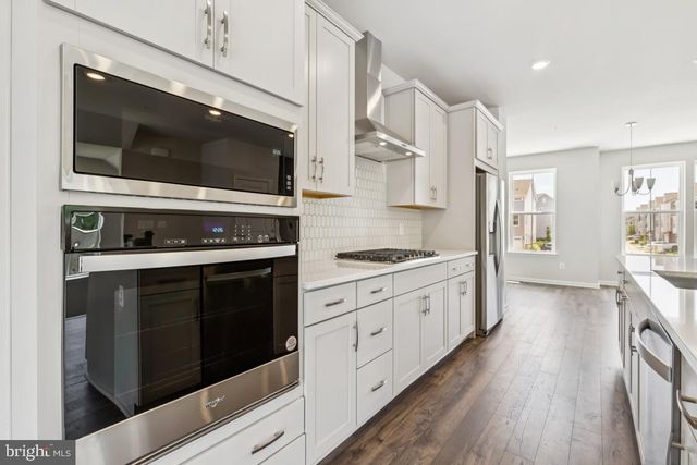 9743 GAELIC PL PL, Waldorf, MD 20601