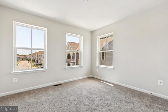 9743 GAELIC PL PL, Waldorf, MD 20601