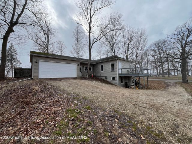 9961 Marshall Road, Olivet, MI 49076