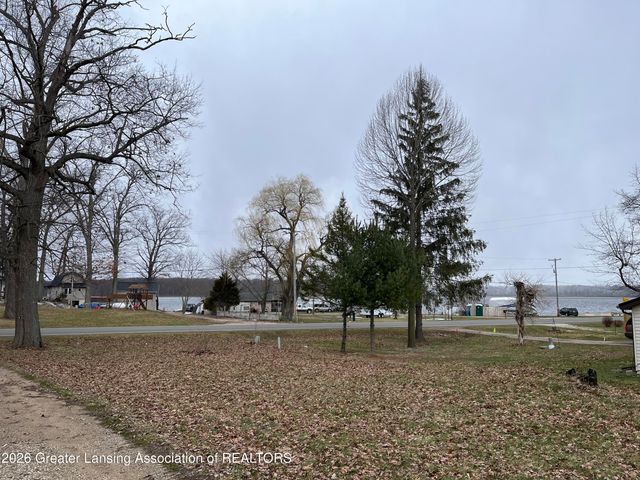 9961 Marshall Road, Olivet, MI 49076