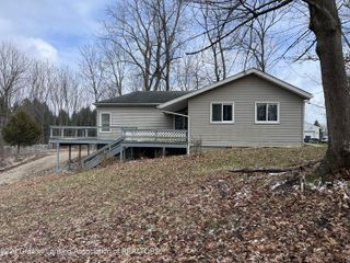 9961 Marshall Road, Olivet, MI 49076