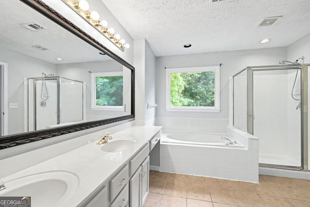 2865 Dunlin Lake Way, Lawrenceville, GA 30044