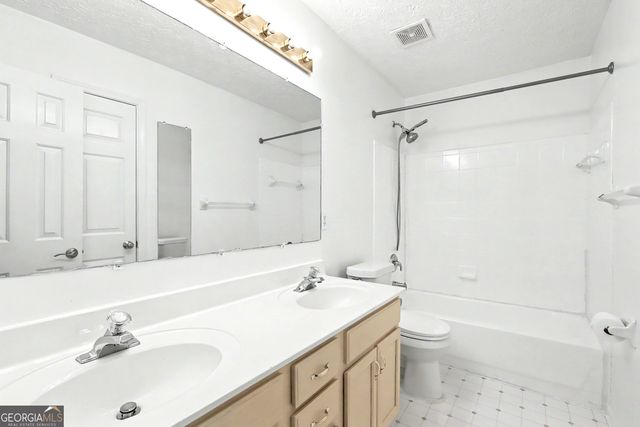 2865 Dunlin Lake Way, Lawrenceville, GA 30044