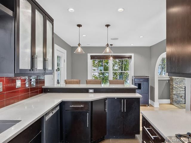 200 W Hoover Avenue, Ann Arbor, MI 48103