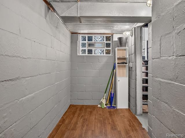200 W Hoover Avenue, Ann Arbor, MI 48103